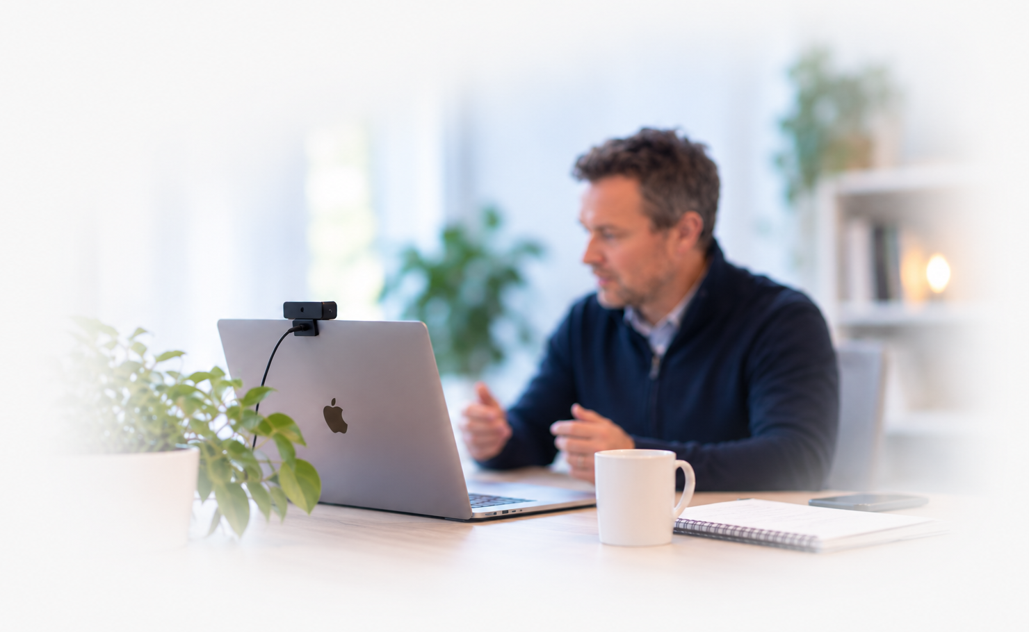 Zachte thuiswerkplek met videomeeting ActiveCampaign training